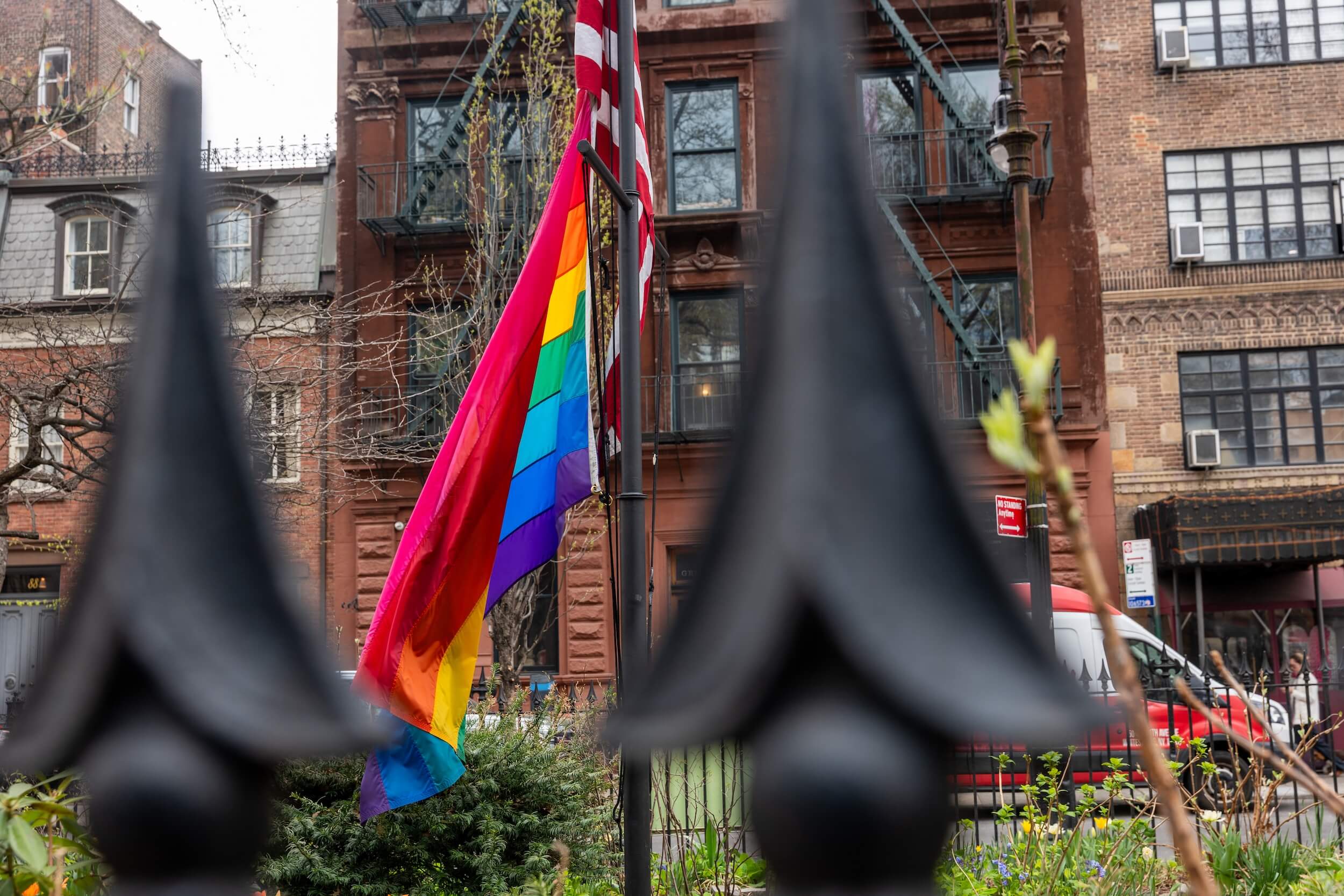 New York: Stonewall Reclaims Its Rainbow Flag