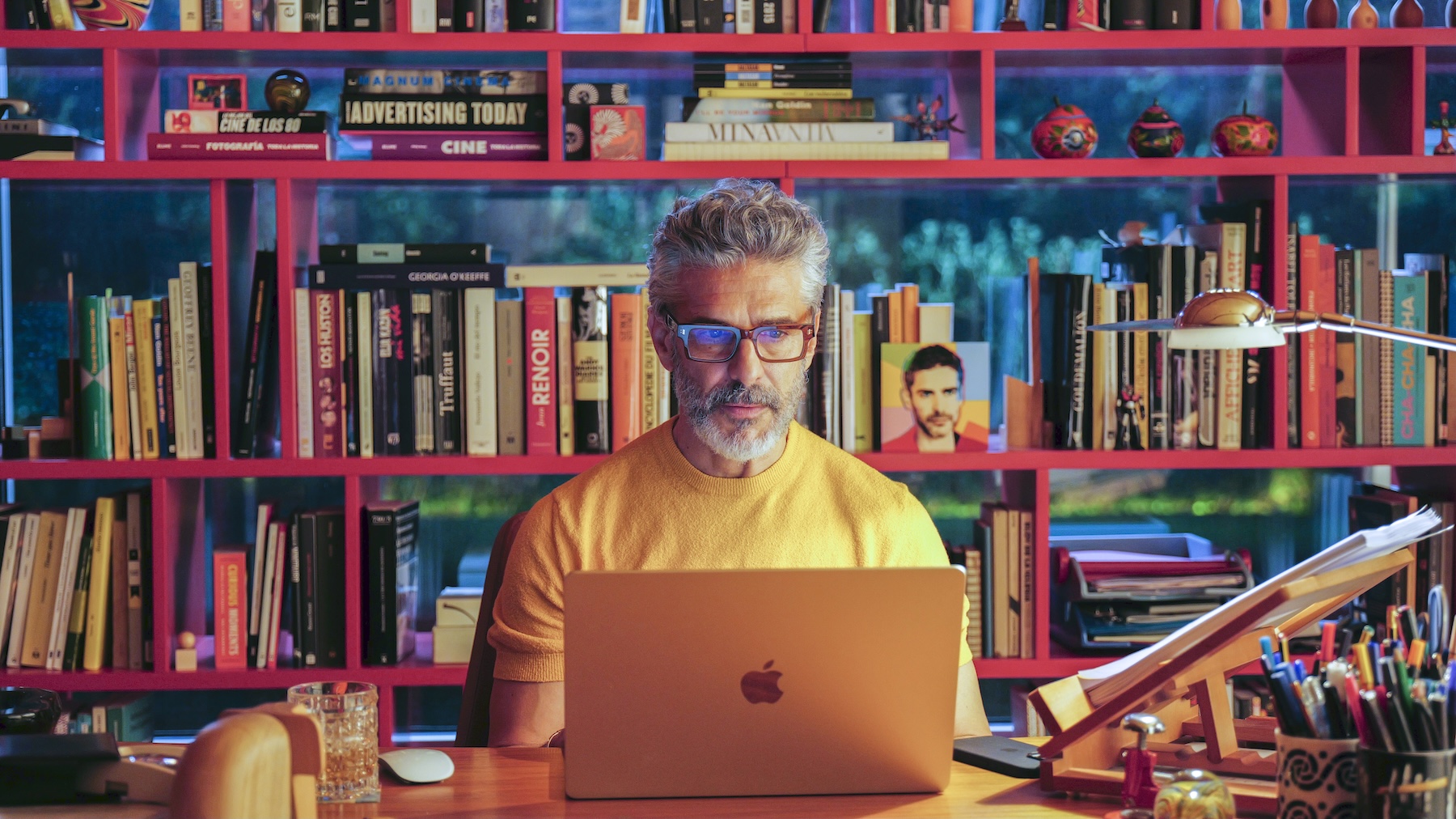 Autofiction in Almodóvar’s Drawer-Filled Mind
