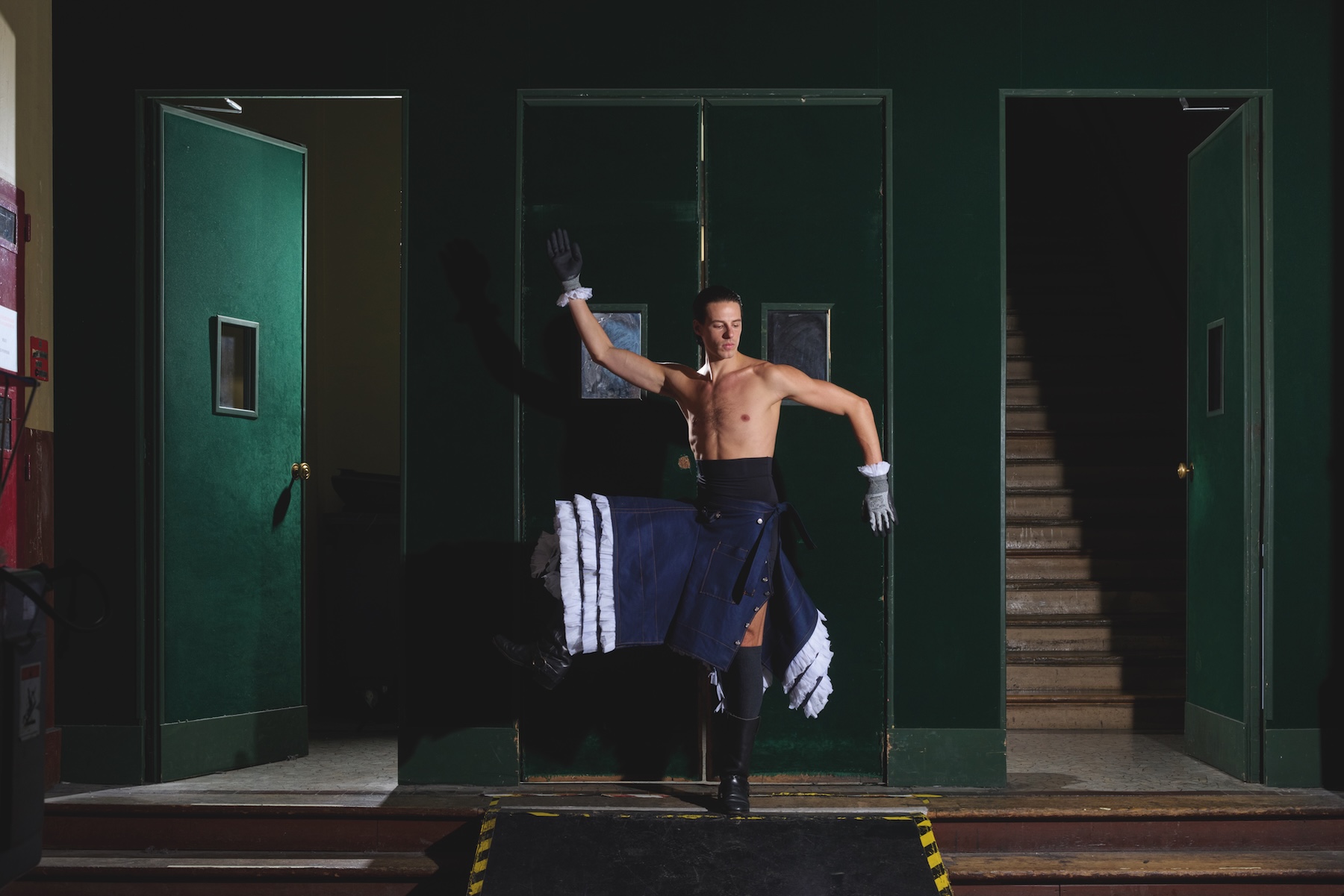 Germain Louvet and the French Institute of Fashion: The Body-Hugging Skirt