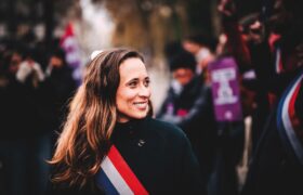 Clémence Guetté: “Friendship Deserves Its Own Civil Union Too”