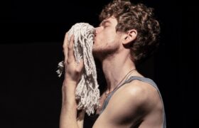 Running Toward Disaster at the Porte Saint-Martin Theatre: A Portrait of a Gay Man in His Thirties in Crisis